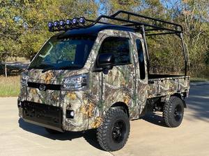 Camionnette Kei japonaise d'occasion, Subaru Sambar 4x4 de 1996, boîte manuelle 5 vitesses - Product Image 3