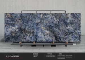 Interiores Oscuros Ultra Modernos Realzados con Baldosas de Porcelana Negra de Alto Brillo de 1200x3200 mm - Product Image 4