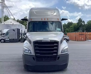 Camión Semirremolque Usado Económico Freightliner Cascadia 126 Sleeper 2022 con 72 Condo Sleeper, 455HP y Transmisión Automática de 12 Velocidades - Product Image 6