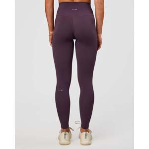 Leggings de Yoga Fusion Ultra High-Rise Sin Costuras - Color Ciruela Medianoche - Product Image 4