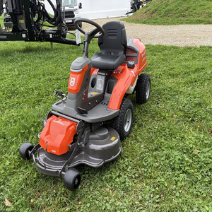 Cortacésped Husqvarna Rider R 216Ts AWD con plataforma delantera de 103 cm, dirección asistida AWD, tractor de jardín de 16 HP, cortacésped con función de mulching en venta - Product Image 1