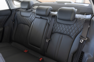 ราคาดีที่สุด คุ้มค่าที่สุด รถซีดานไฮบริด Dongfeng A60 MAX ปี 2023 - Product Image 4