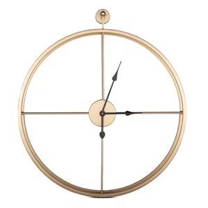 Horloge murale en fer abordable avec un design élégant et une finition marron pour l'intérieur de la maison et du bureau - Product Image 6
