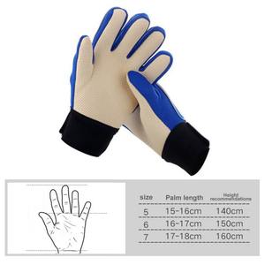 Gants de gardien de but personnalisés, respirants, résistants aux chocs, antidérapants, à texture PU, ajustables pour l'entraînement au football, personnalisables - Product Image 4