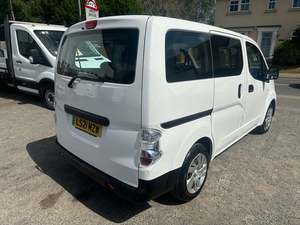 NISSAN ENV200 E ACENTA 2021 USADO, Volante a la Izquierda/Derecha - Product Image 3