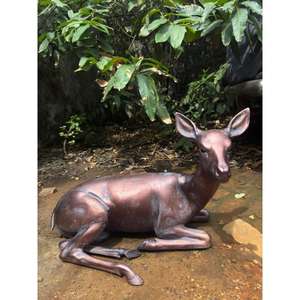 Statue de renne femelle assise, fournitures de jardin de ferme, décoration de Noël, sculpture de renne en bronze pour décoration extérieure - Product Image 6