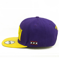 Topi Snapback Bordir Pinggiran Datar Kain Jersey Polos Kustom ODM Pabrik Vietnam dengan Logo, Topi Olahraga Hip Hop