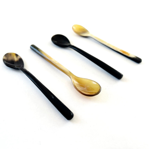 Ensemble de 4 cuillères à salade en résine artisanale, écologiques, lavables au lave-vaisselle, design moderne, couleur personnalisée, cuisine à domicile, fabriqué en Inde - Product Image 1