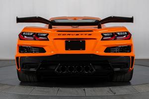 Coupé Z06 3LZ 2024 certifié propre et en bon état, boîte de vitesses automatique, moteur turbo, transmission intégrale, léger - Product Image 5