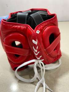 ถุงมือชกมวยหนังแท้คุณภาพสูงสีขาวและสีเขียว รุ่นชนะเลิศ ปี 2025 พร้อมอุปกรณ์ป้องกันศีรษะและอุปกรณ์ป้องกันขาหนีบ MS-SS-23 - Product Image 3