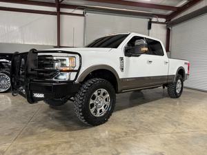 FORD F250 CREW CAB KING RANCH ULTIMATE 2022, Volante a la Izquierda, Interior Oscuro, Motor 6.7L POWERSTROKE FX4 4X4, Envío Gratis - Product Image 2