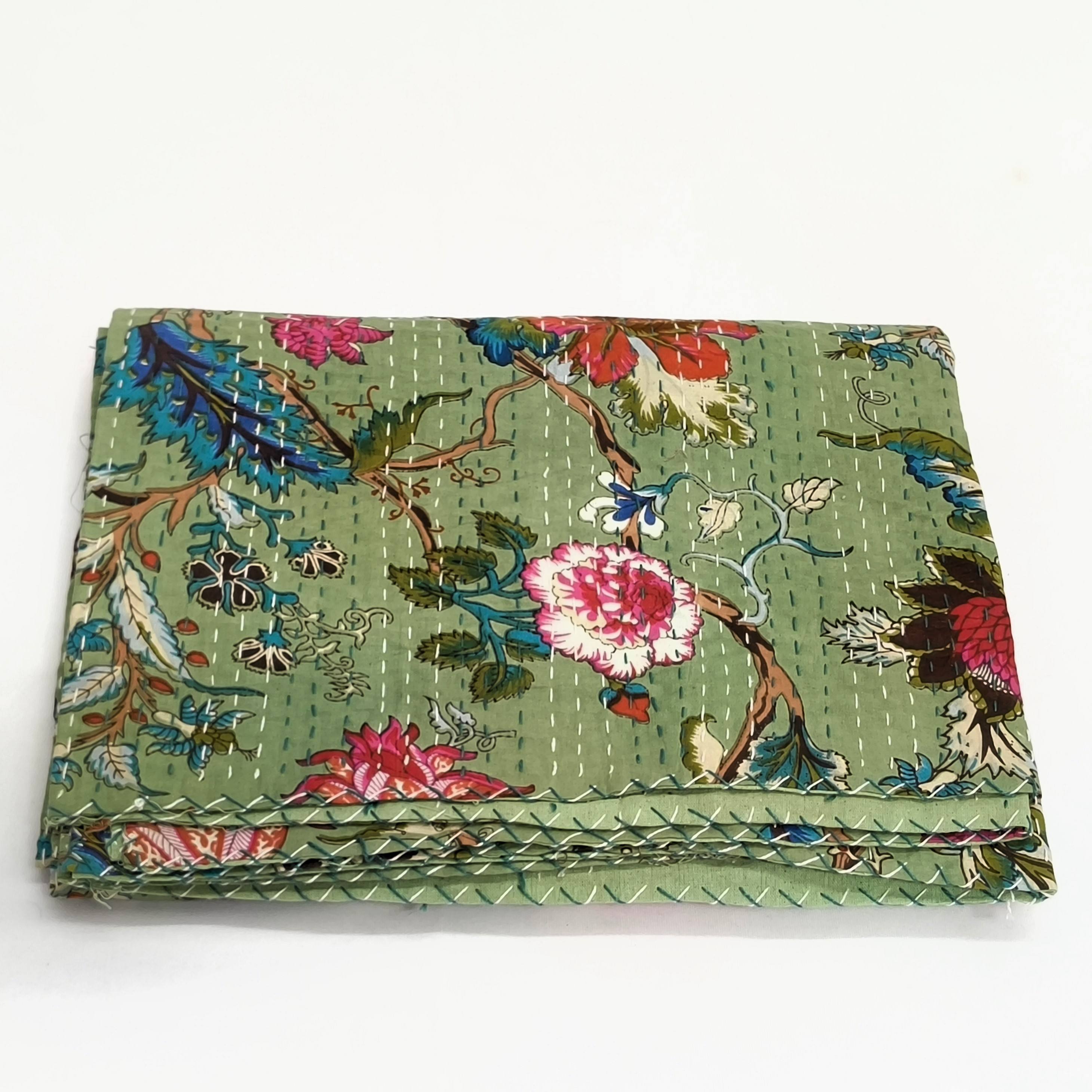 สีเขียว