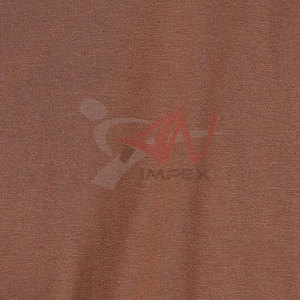 Conjunto de Camiseta y Pantalones Cortos de Alto Rendimiento, Tejido Transpirable para Entrenamientos Intensos y Trotar - Product Image 6