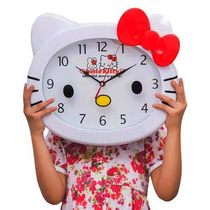 Horloge murale moderne à quartz Hello Kitty, décorative, en plastique, avec paysage, style Art Déco, pour la décoration de la maison - Product Image 1