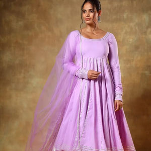 GUZARISH LAVANDE COTTON ANARKALI SET Lavande Anarkali avec Dupatta Gota Gotta Patti Pur Coton Kurta avec Pantalon & Dupatta - Product Image 1
