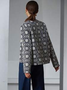 Chaqueta corta SUZANI de Otoño Invierno 2025 para mujer, elegante chaqueta India hecha a mano con diseño bordado, decoración de botones de algodón tejido - Product Image 2