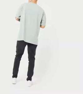 Camiseta de Cuello Redondo con Hombros Caídos para Hombre, 100% Algodón, Impresión Digital Personalizada, con Logotipos Bordados, MOQ Bajo - Product Image 3