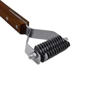 Rastrillo de eliminación de desprendimiento, 12 cuchillas para perros, gatos, peine para el cuidado de mascotas de 7,5 pulgadas, mango de madera para abrigos gruesos, instrumento médico - Product Image 3