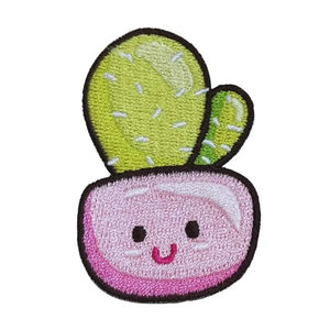 Écussons brodés avec logo 3D personnalisé du fabricant Écusson personnalisé en vrac vierge avec belle fleur thermocollante papillon - Product Image 6