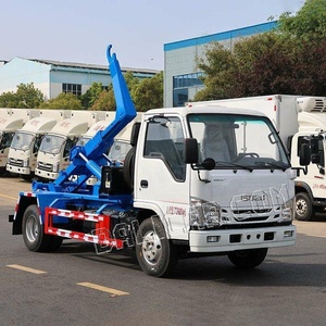 Nuovissimo Camion per Rifiuti con Braccio a Gancio da 3-6 Tonnellate con Sistema Idraulico - Product Image 2