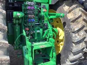 Tractor Oruga John Deere 8R 280 de 2023, Usado, 155-250HP, Garantía de 3 Años, Alta Productividad - Product Image 4