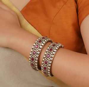 ชุดเครื่องประดับทองเหลืองแฟชั่น สร้อยข้อมือโพลกี ขัดเงาสีทองด้าน สำหรับงานแต่งงาน งานฉลองครบรอบ งานหมั้น อเนกประสงค์ ขนาด 2.4 2.6 - Product Image 2