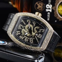 Fenyi vente en gros mode décontracté classique diamant Dragon motif en forme de baril calendrier en cuir montre à Quartz pour hommes