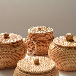 Wholesale Sustainable Rattan Storage <b>Baskets</b> <b>with</b> <b>Lid</b> Wicker Box for Fall Jewelry Gifts Household Items Made in Vietnam - Product Image 3
