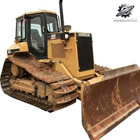 Bulldozer sur chenilles Caterpillar D5M d'occasion, 13 tonnes, capacité de la benne de 4,5 m, 100 CV, certifié CE, marque japonaise d'origine, roulement de boîte de vitesses à faible résistance