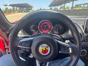 Gran Oferta: Fiat Spider Abarth 124 S 2017 Usado, Limpio, Listo para Enviar - Product Image 2