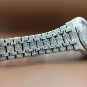 Commande en gros disponible Moissanite Diamond VVS Clarity Iced Out Hip Hop Montre-bracelet automatique en acier inoxydable pour hommes et femmes - Product Image 6