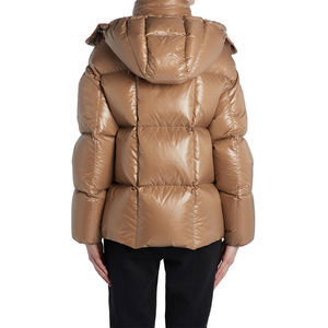 Chaquetas acolchadas de alta calidad para mujer, chaquetas acolchadas cortas de invierno más vendidas, chaqueta acolchada de invierno informal de calle al por mayor - Product Image 4