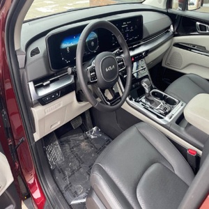 Kia Carnival 2024 en Perfecto Estado - Product Image 5