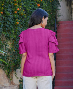 Vente en gros de hauts pour femmes en viscose à rayures, col rond et manches courtes, forme en S, couleur violette, vêtements confortables - Product Image 2