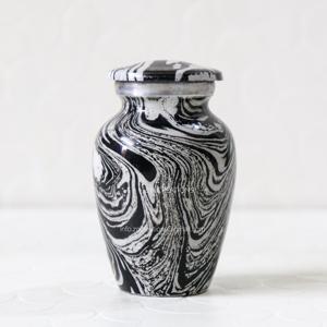 Urnes pour adultes au look élégant Petites urnes de crémation en aluminium de nouveau style pour cendres humaines au prix de gros de l'Inde - Product Image 4