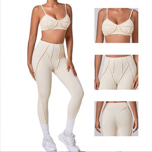 Ensemble de yoga de nouveau style vêtements de yoga en forme de corps ensemble de vêtements de yoga décontractés de sport moulants brossés - Product Image 3