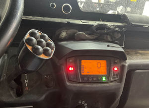 Vente en gros pour moissonneuse-batteuse diesel RTV-1100C 4x4 tout-terrain avec cabine climatisée, benne hydraulique, pour le blé, le riz et les céréales - Product Image 5