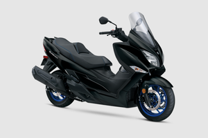Motocicleta Scooter Suzuki Burgmann400 de un Solo Cilindro y Refrigeración Líquida Disponible para la Venta   Ventas de Automóviles - Product Image 3