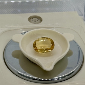 Pierre précieuse de citrine naturelle de haute qualité en vrac coupe ovale pierre semi-précieuse à facettes taille calibrée 16.2x12.9x7.9mm 9.76cts jaune - Product Image 3
