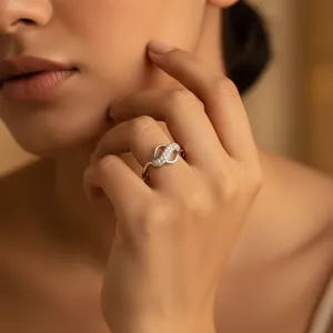 Bague en argent 925 plaqué or 14 carats avec zircone cubique, coupe émeraude, motif géométrique, style romantique, cadeau de promesse pour femme - Product Image 1