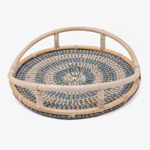 Plateau en jonc de mer tissé élégant pour bureau à domicile et décoration de table basse - Product Image 3