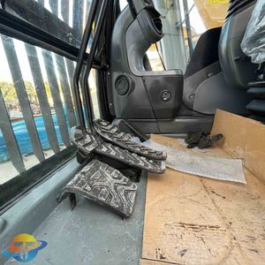 รถขุด Caterpillar CAT320D2L ยี่ห้อดังระดับโลก ให้ความมั่นคงเป็นพิเศษ มีรถมือสองพร้อมจำหน่าย - Product Image 4