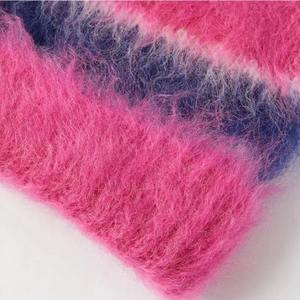 Bonnet en mohair de haute qualité, personnalisé avec logo, imprimé sur toute la surface, chaud pour l'hiver, fabriqué par un fabricant - Product Image 3