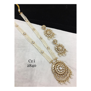 Superbe collier Kundan Mosenite avec ensemble de boucles d'oreilles Un choix audacieux et élégant pour les mariages et les occasions spéciales - Product Image 5