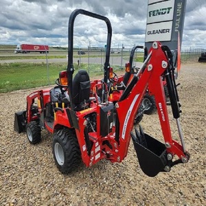 Tractor Massey Ferguson GC1723EB Usado Más Vendido con Cargador, Retroexcavadora y Accesorio de Segadora - Product Image 6