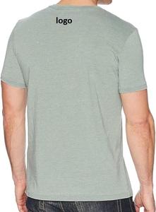 Vente en gros de t-shirts à col en V pour hommes T-shirt personnalisé 100% coton pour hommes avec nouveau design Fabricant d'usine du Bangladesh - Product Image 2