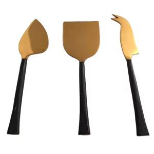 Nouveau Style En Acier Inoxydable Plaqué Or et Noir Fromage Ensemble De Luxe Maison Hôtel Restaurant Couteau À Fromage Ensemble Outils De Cuisine - Product Image 1