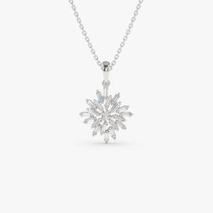 Collier pendentif en diamant baguette de nouvelle conception en or jaune pur 18 carats, diamant de laboratoire cultivé, plaqué or, pour femmes - Product Image 4