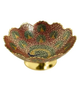 Cuencos de latón chapado en oro de alta calidad para servir Metal pulido de diseño moderno para fiestas - Product Image 1