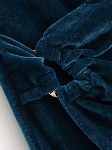 2024 femmes élégantes robes de soirée sans manches velours longue robe pour l'été bal décontracté solide motif à la mode robe d'été - Product Image 3